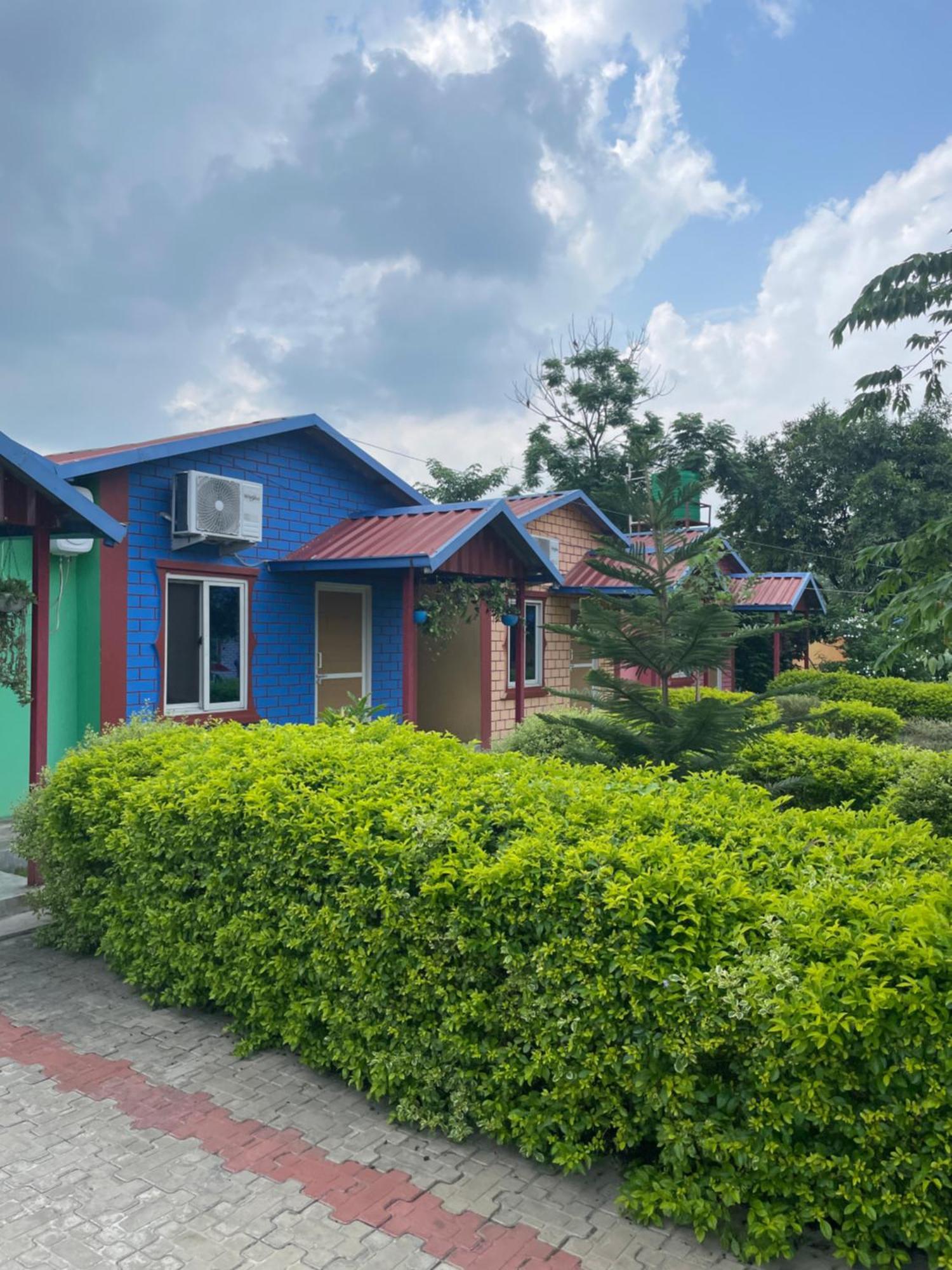 Hotel Okaeri Bharatpur  Exterior photo